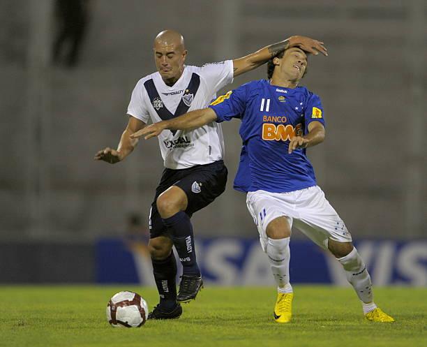 Vélez Sarsfield Action